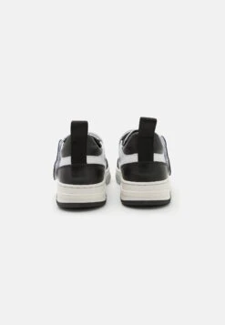 MOSCHINO Unisex - Sneakers Laag - White/Black -Algemene Winkel Voor Kindermode 7009c9912e3b4fc8babb5fea6c9295b9