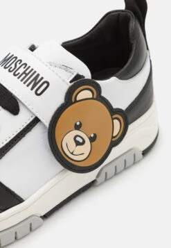 MOSCHINO Unisex - Sneakers Laag - White/Black -Algemene Winkel Voor Kindermode 9fb560dcb08d4442ba8dcc448f5537ea