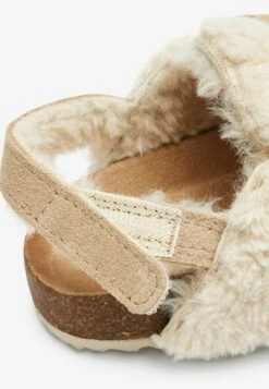 Next Pantoffels - Ecru Cream Borg 11 Next Pantoffels - Ecru Cream Borg -Algemene Winkel Voor Kindermode c2ce5b4d551e440db288a6c2a06dba05